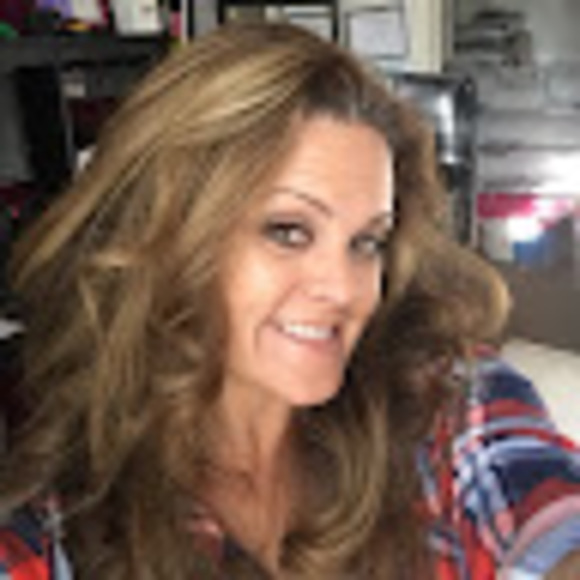 Meet your Posher, Sarah - Picture 1 of 1